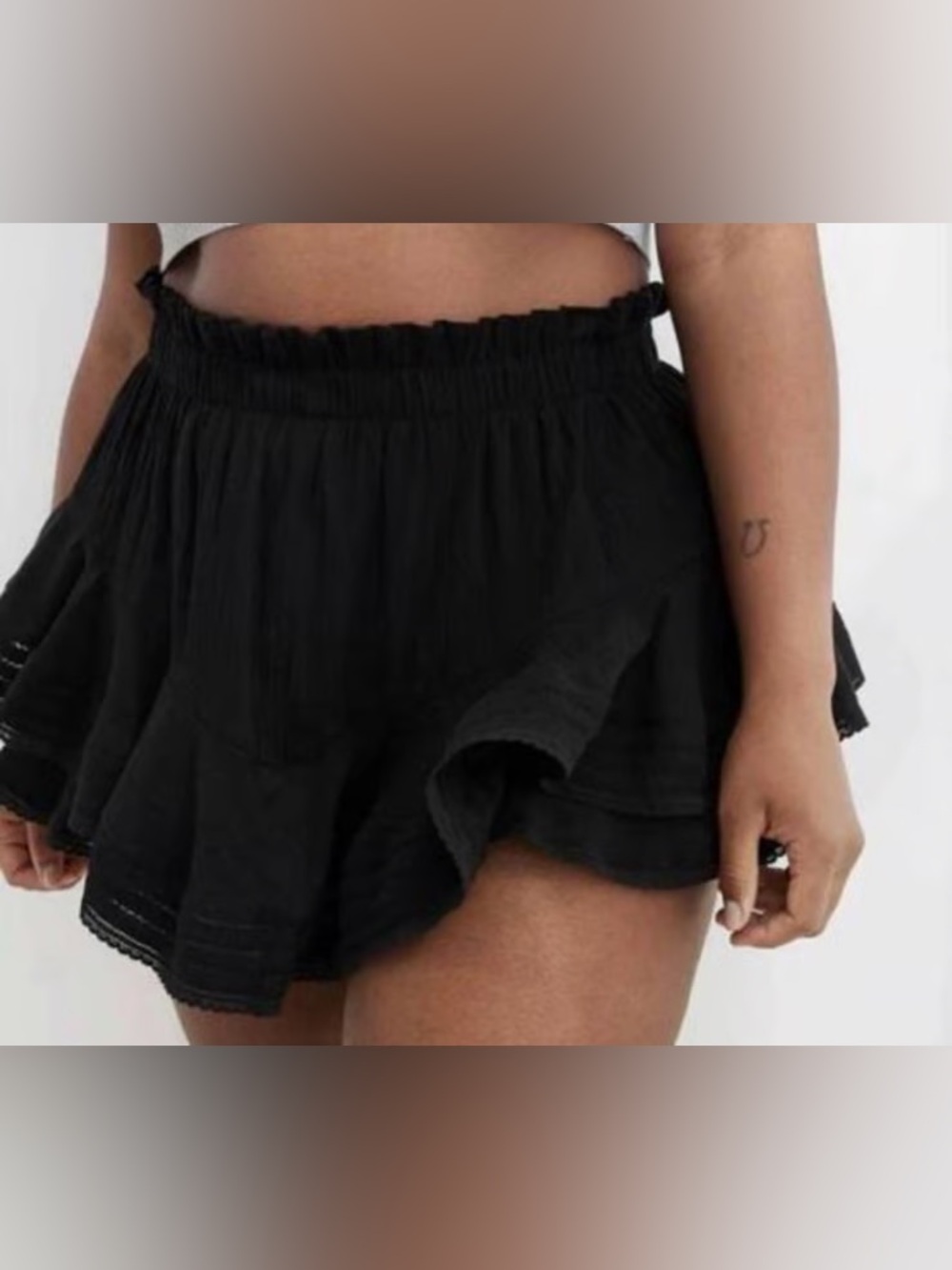 aerie Black Ruffle Hem Skort